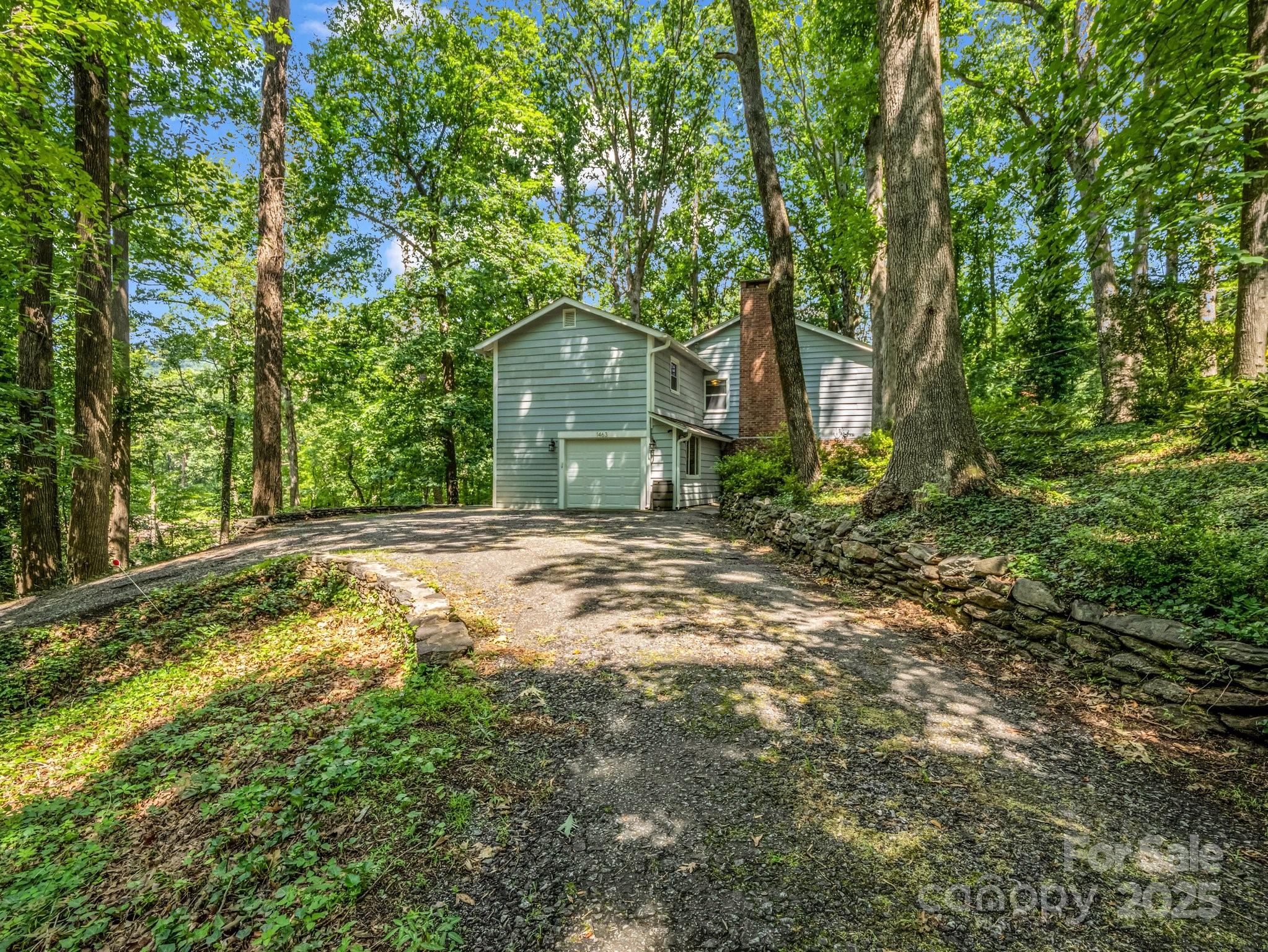 1463 Carolina Drive