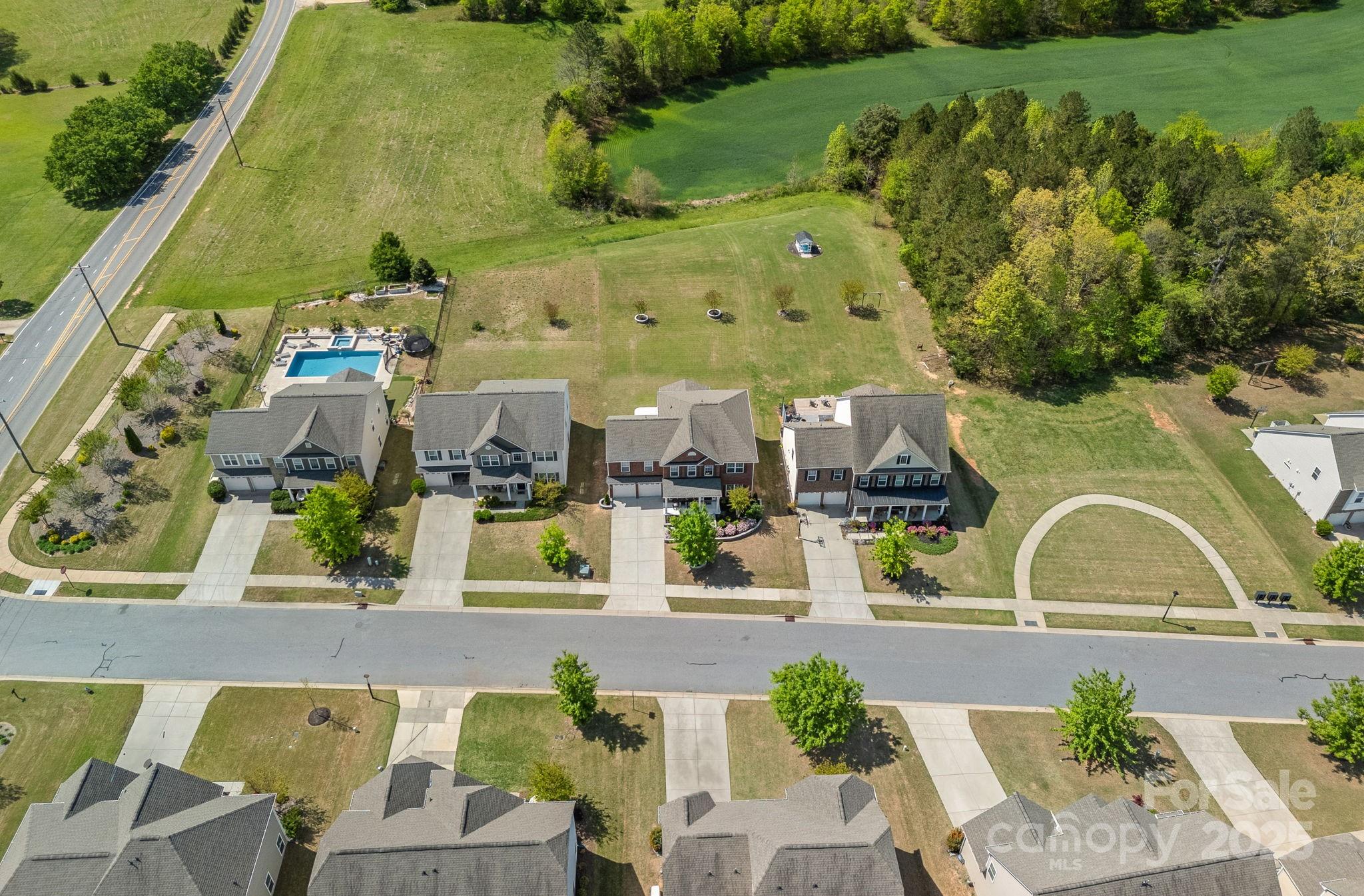 Waterford on the Rocky River - Residential