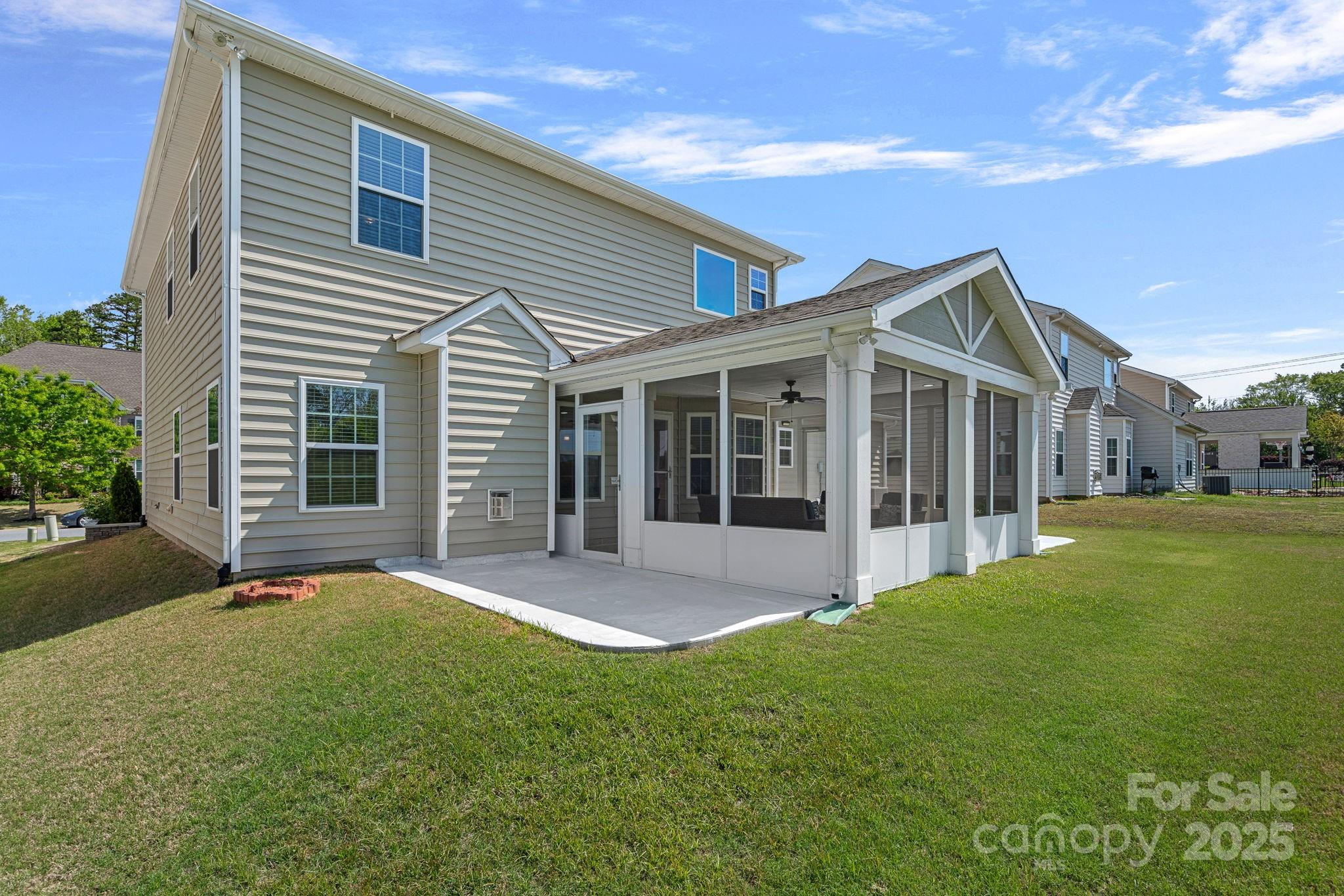 Waterford on the Rocky River - Residential