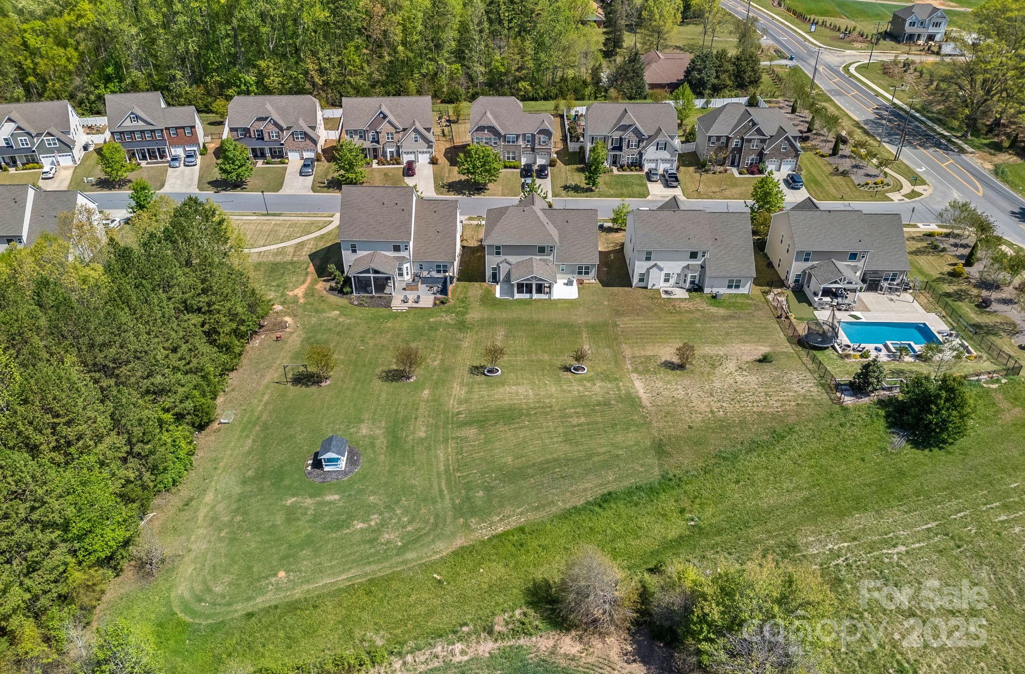 Waterford on the Rocky River - Residential