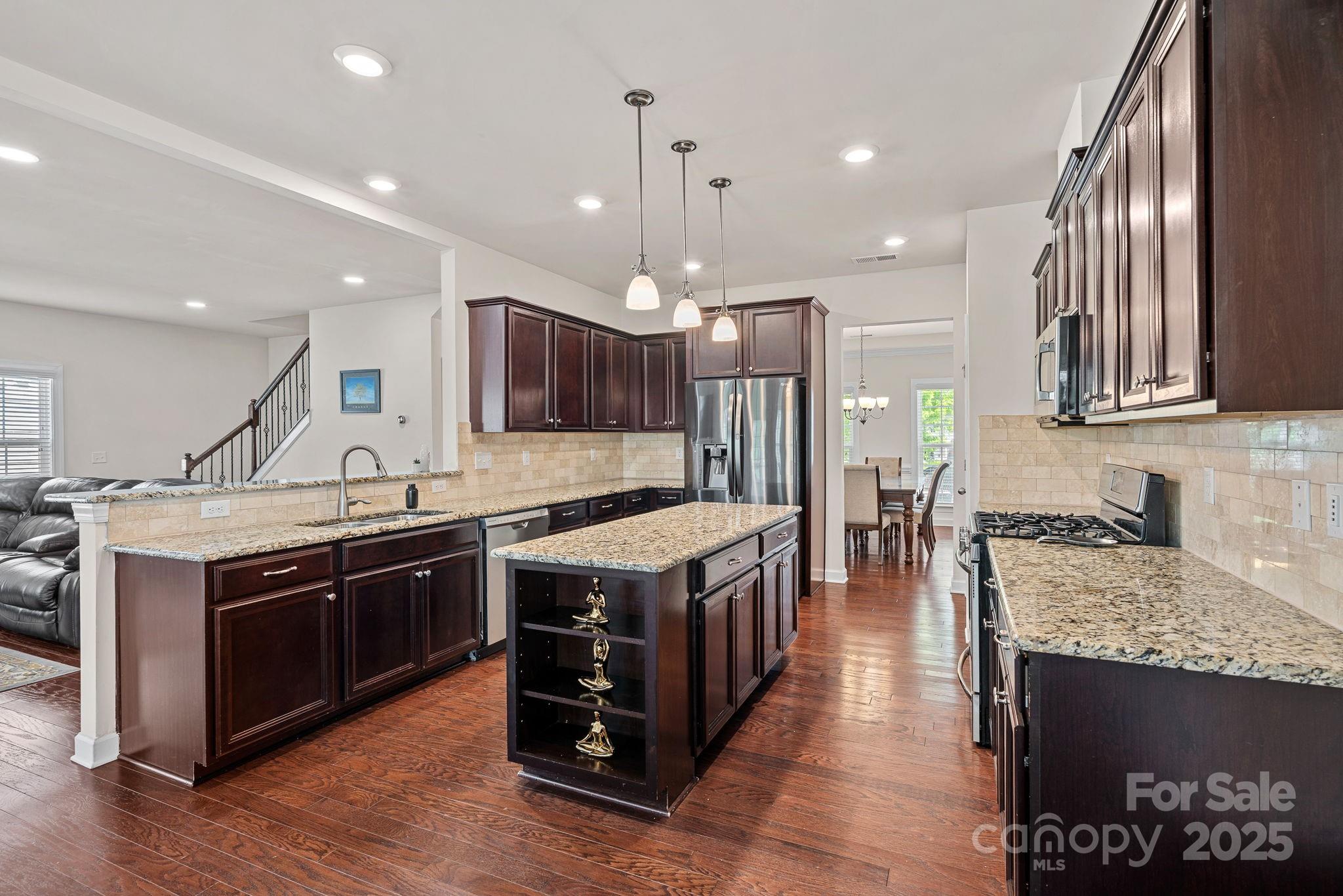 Waterford on the Rocky River - Residential