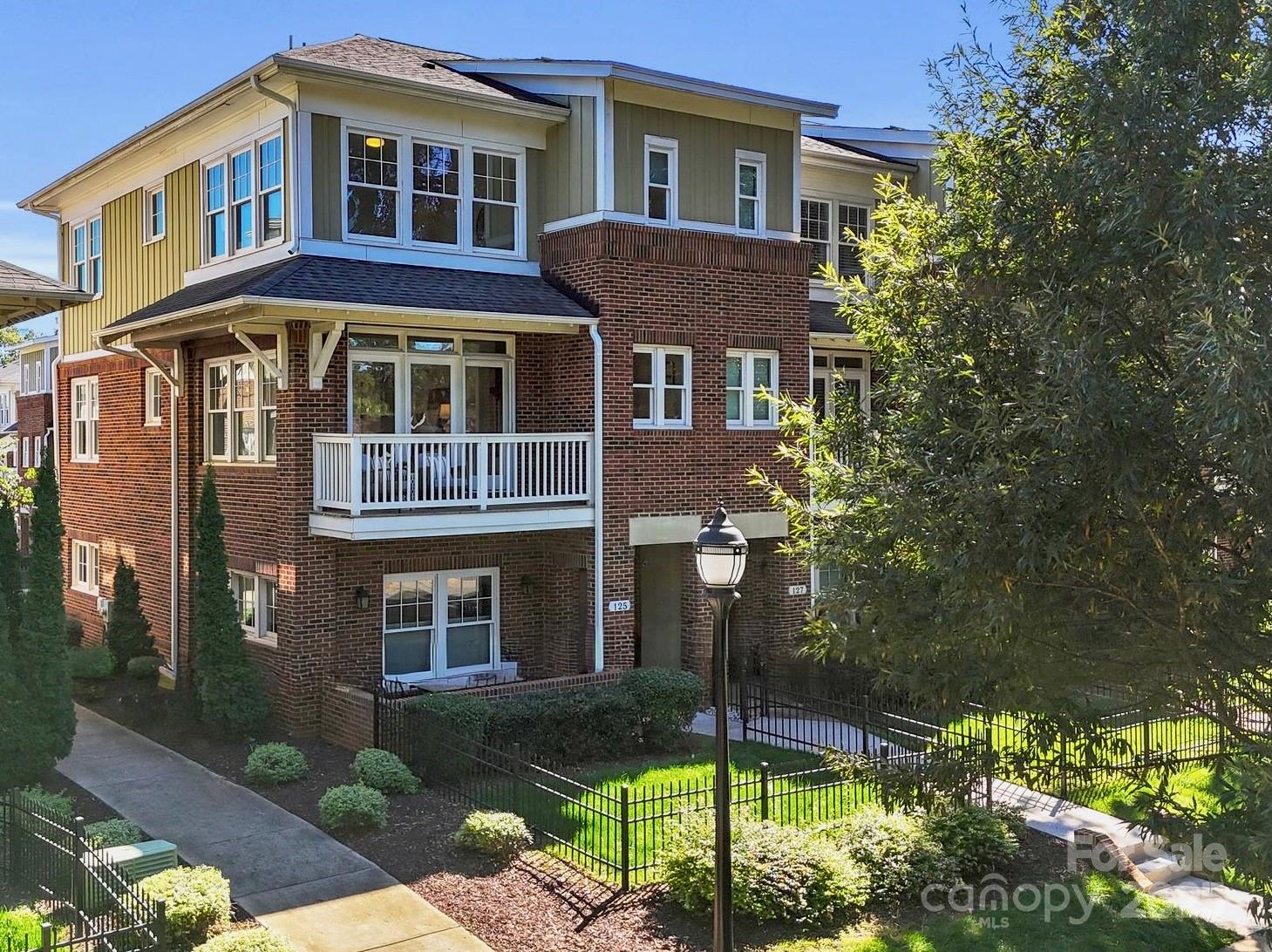 125 Grandin Road