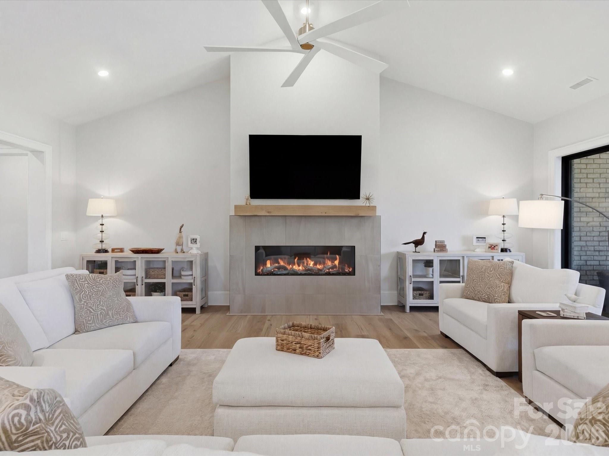 Broadmoor at Marvin - Residential