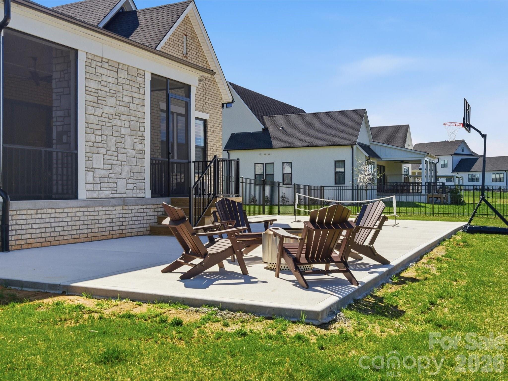 Broadmoor at Marvin - Residential