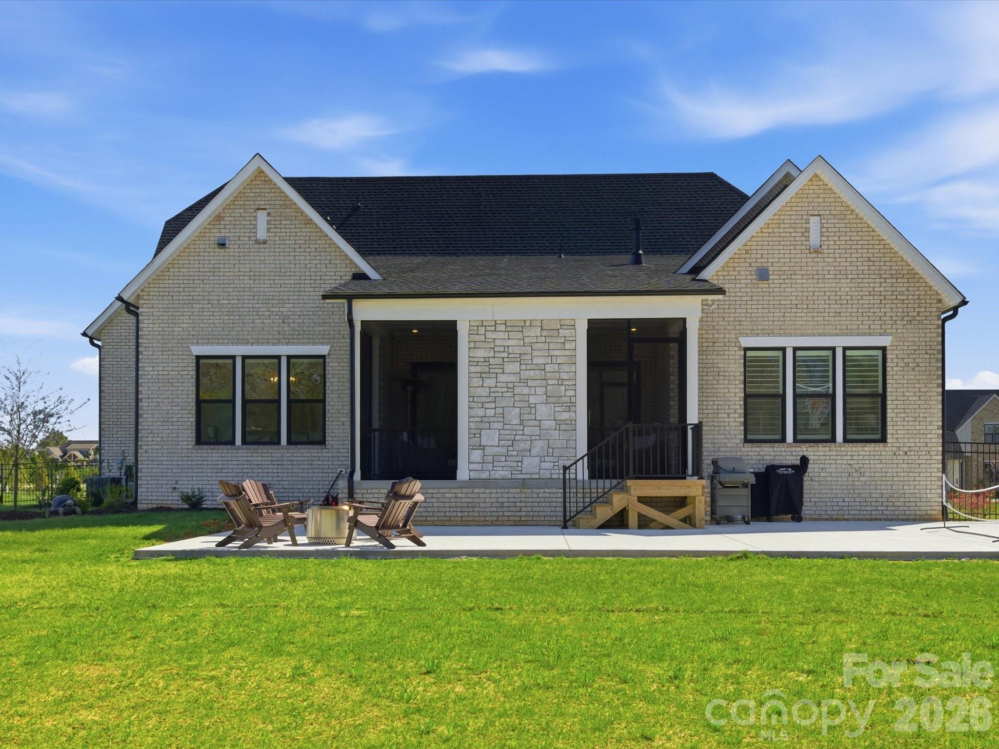 Broadmoor at Marvin - Residential