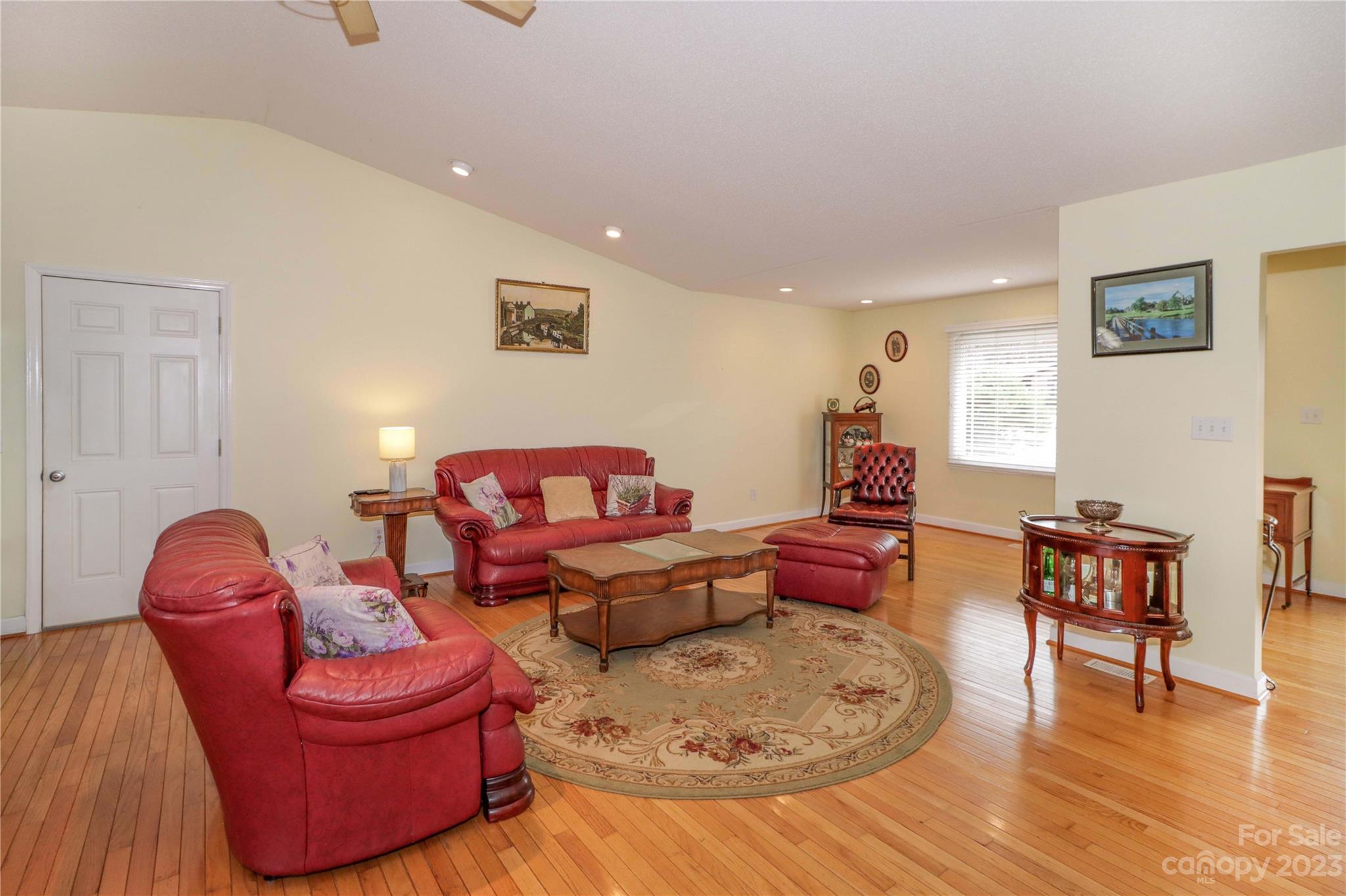 Spring Shore - Residential