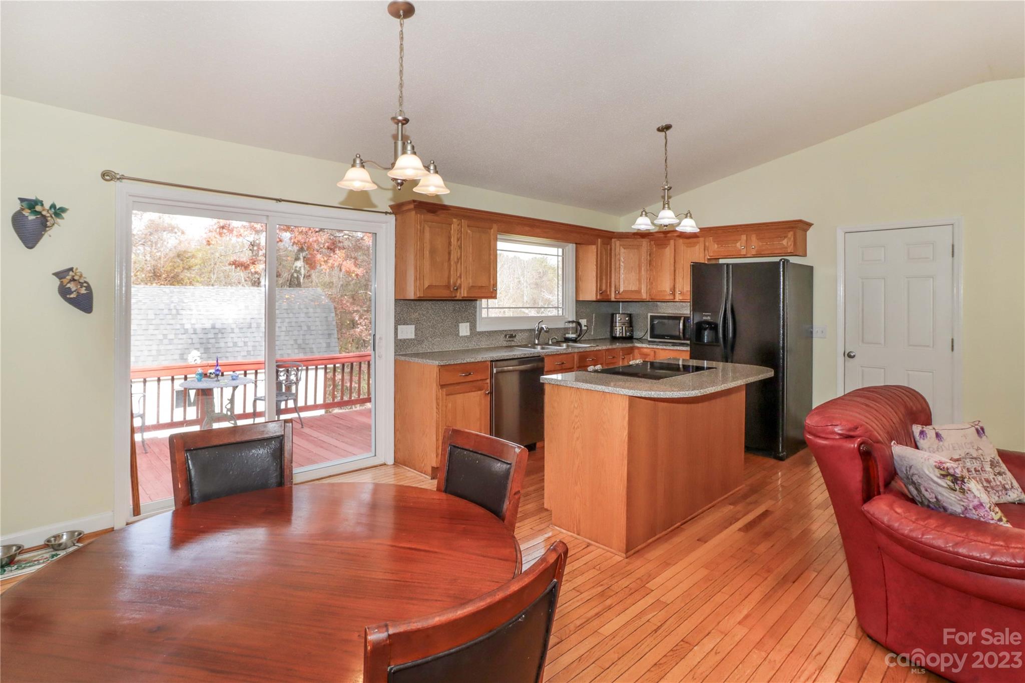 Spring Shore - Residential