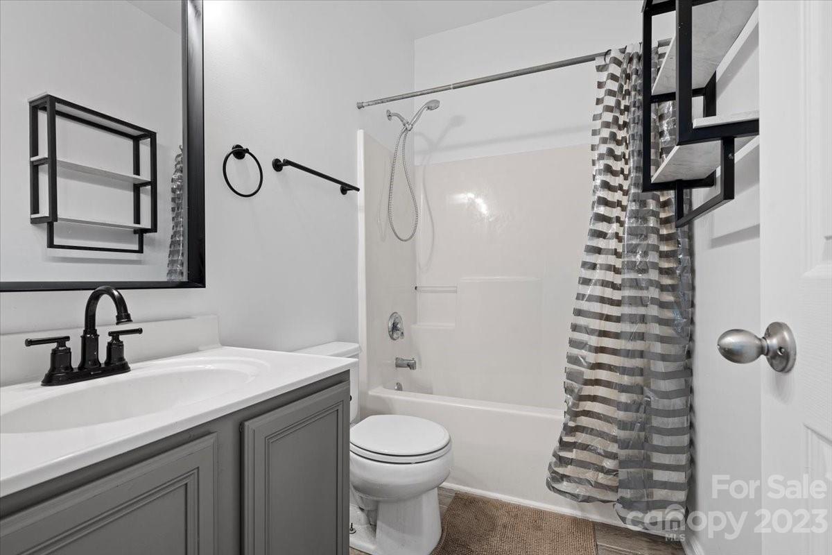 Houston Hills - Residential