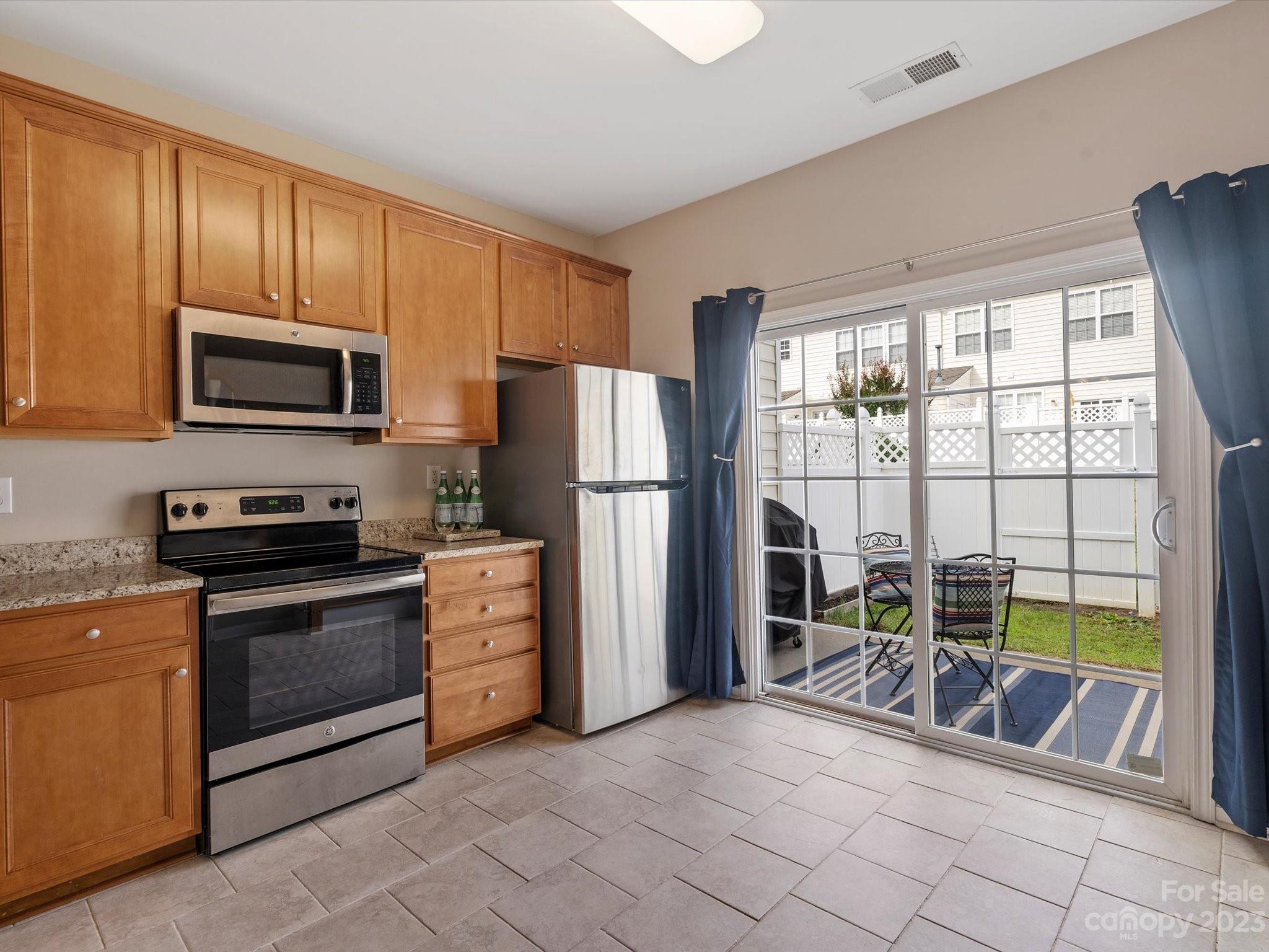 Ridge Pointe - Residential