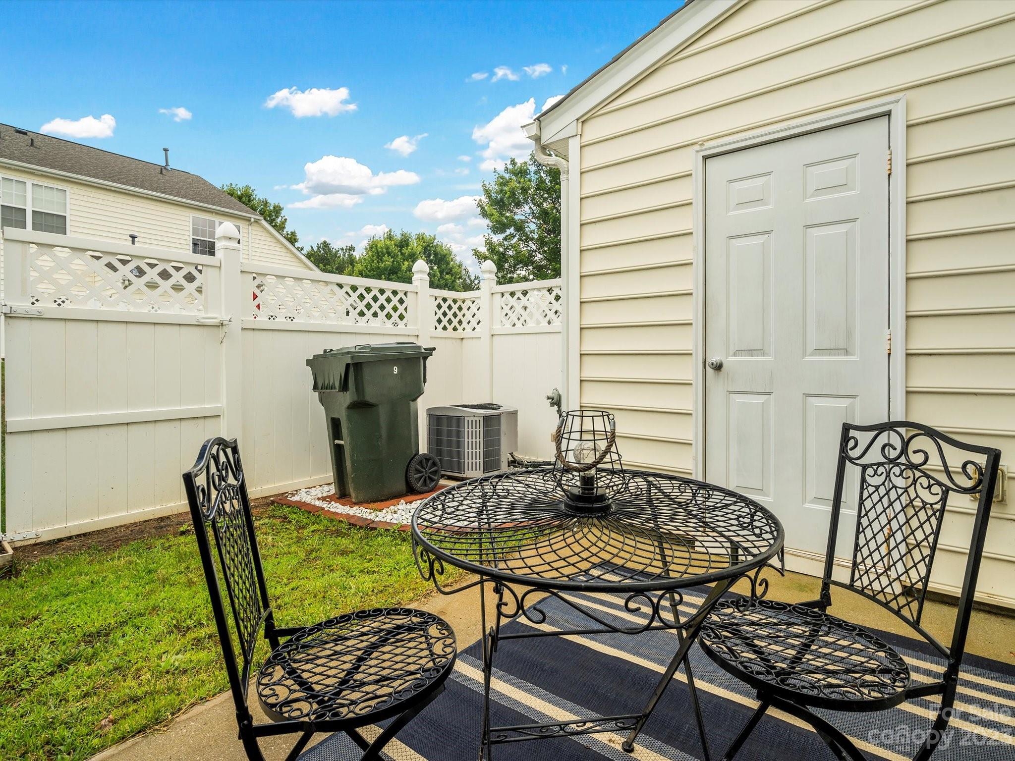 Ridge Pointe - Residential