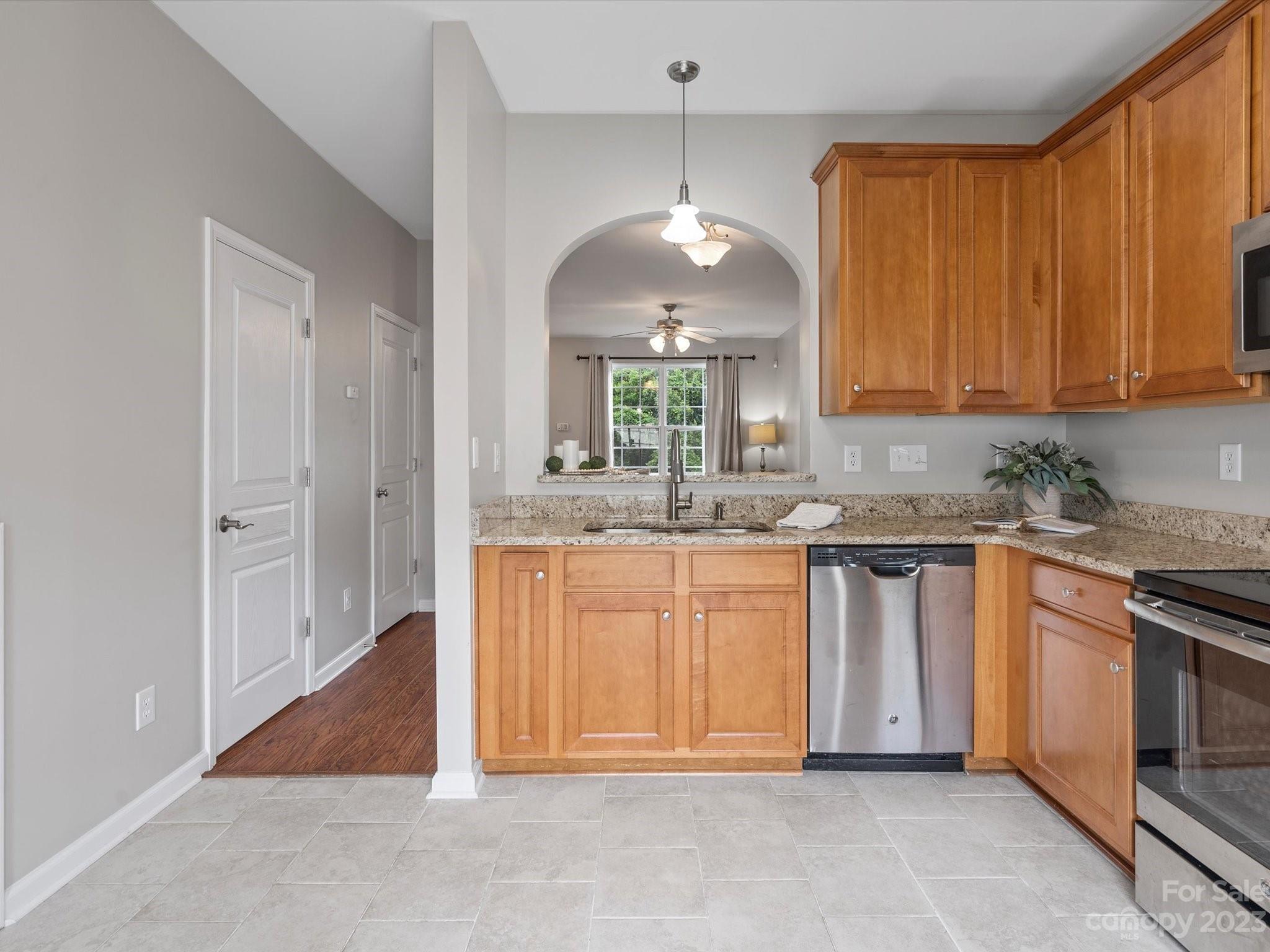 Ridge Pointe - Residential