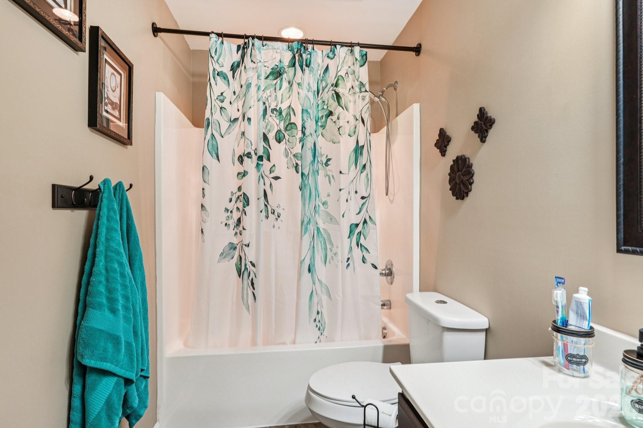 Settlers Landing - Residential