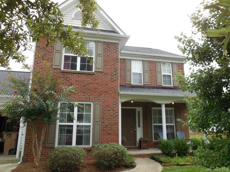 Beautiful home in a great neighborhood. Move-in ready with a ton of updates: new HVAC (2011), hardwoods throughout, ceramic tiled baths (2014), fresh paint, updated fixtures (2014), large custom built-in.  You'll love the sizable fenced backyard with mature landscape and tree-house. Great amenities, including pool with on-duty lifeguard, pond, playground, basketball courts and trails.  Refrigerator, microwave, washer and dryer convey.