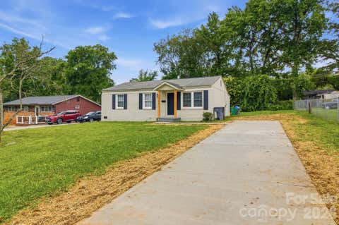 Photo of 2732 Thornton Road, Charlotte, NC 28208 (MLS # 4394385)