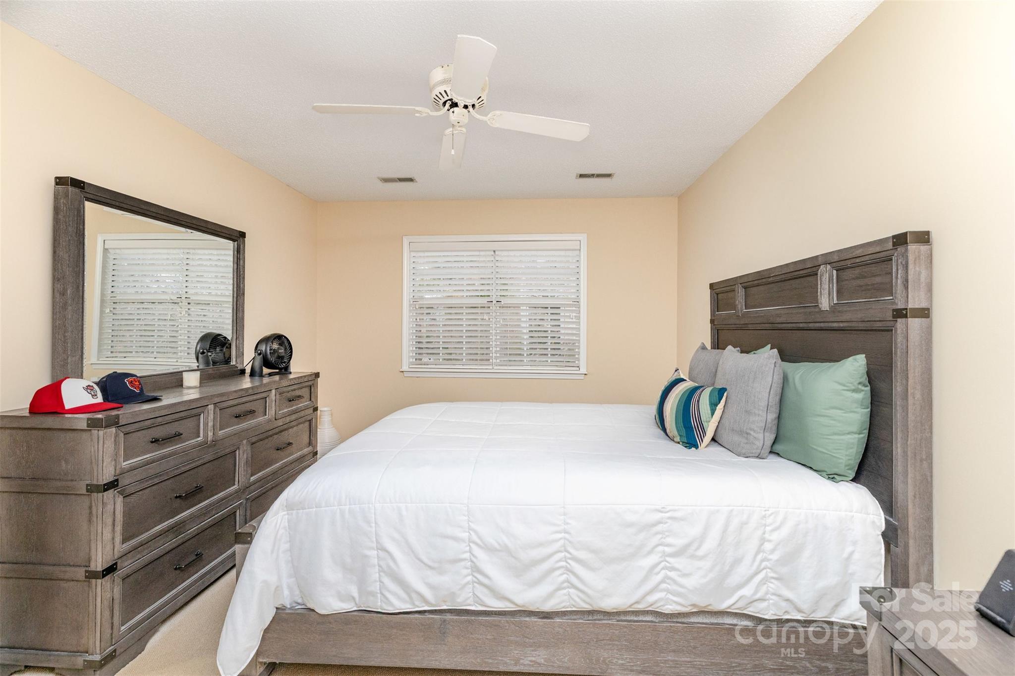 The Lakes at Raintree - Residential