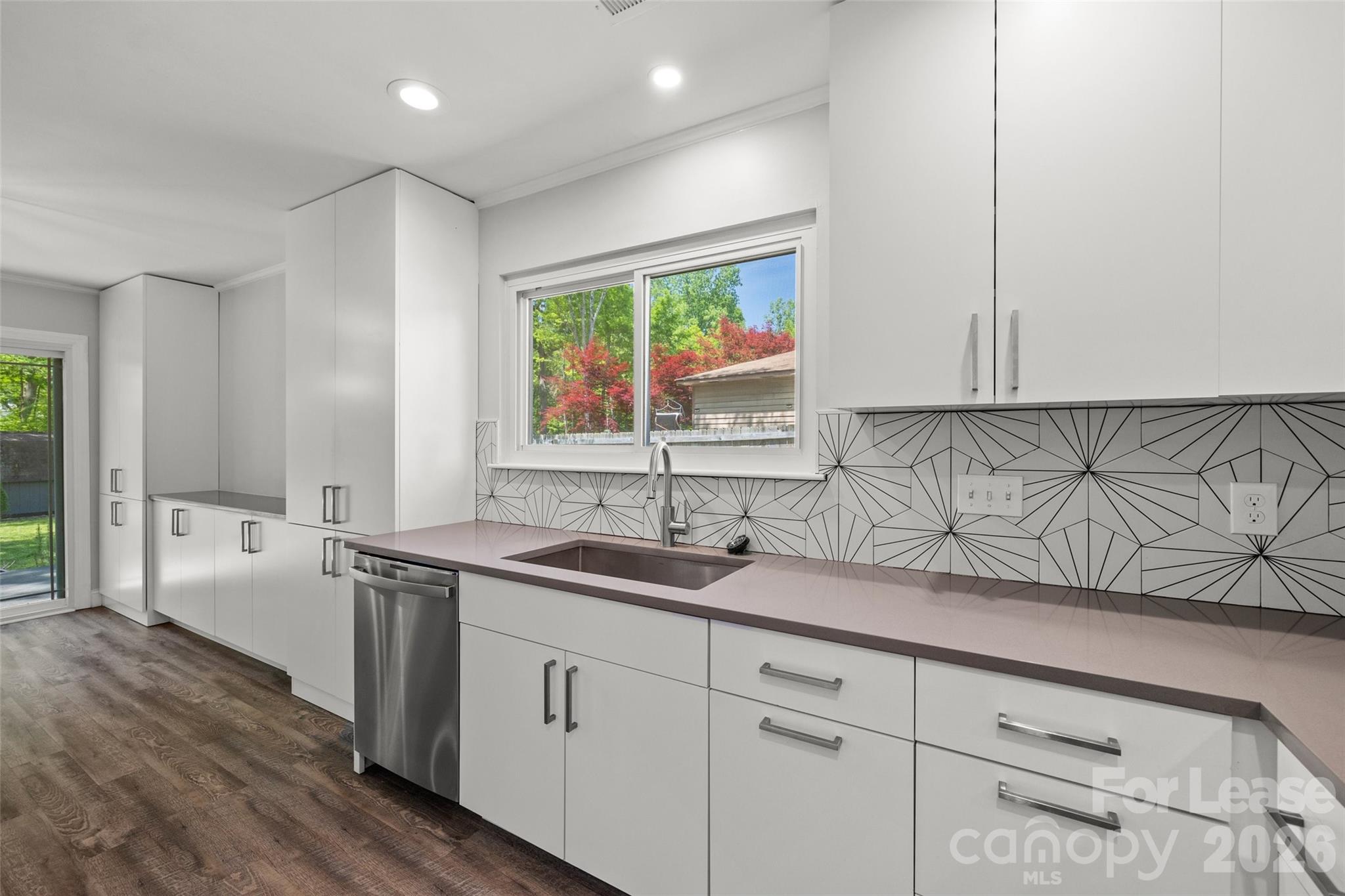 Provincetowne - Residential Lease