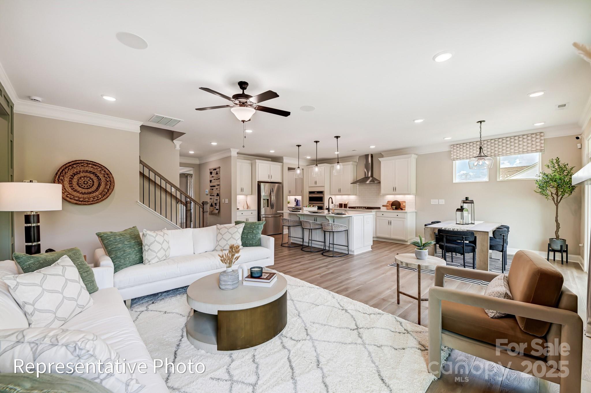 5038 McLaughlin Loop