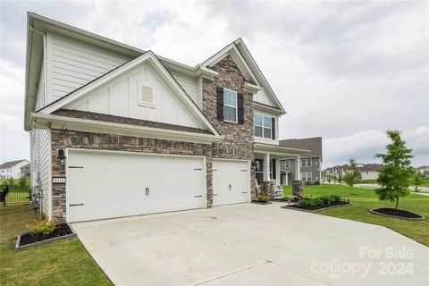 A home in Huntersville