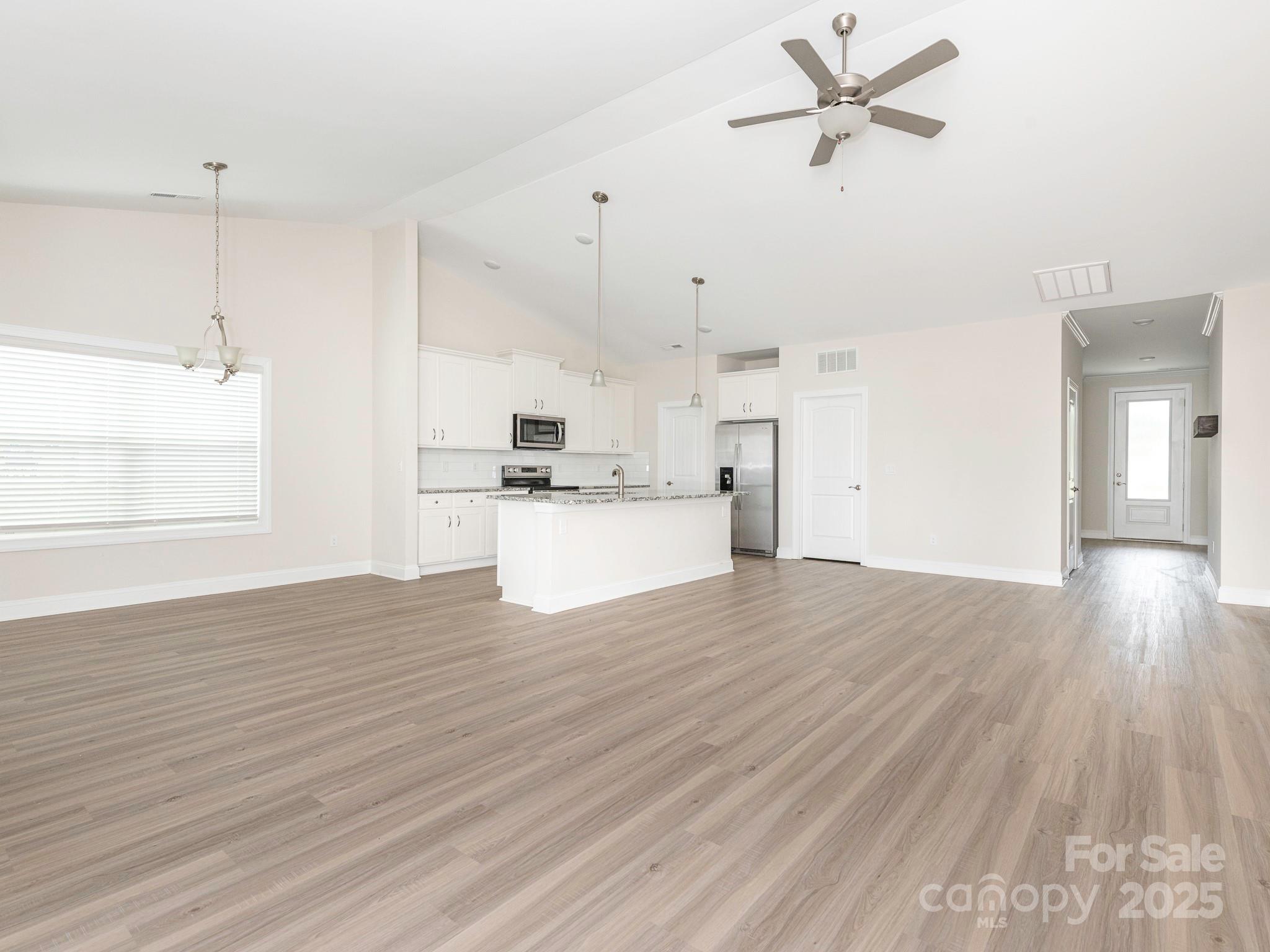 105 Tanner Loop