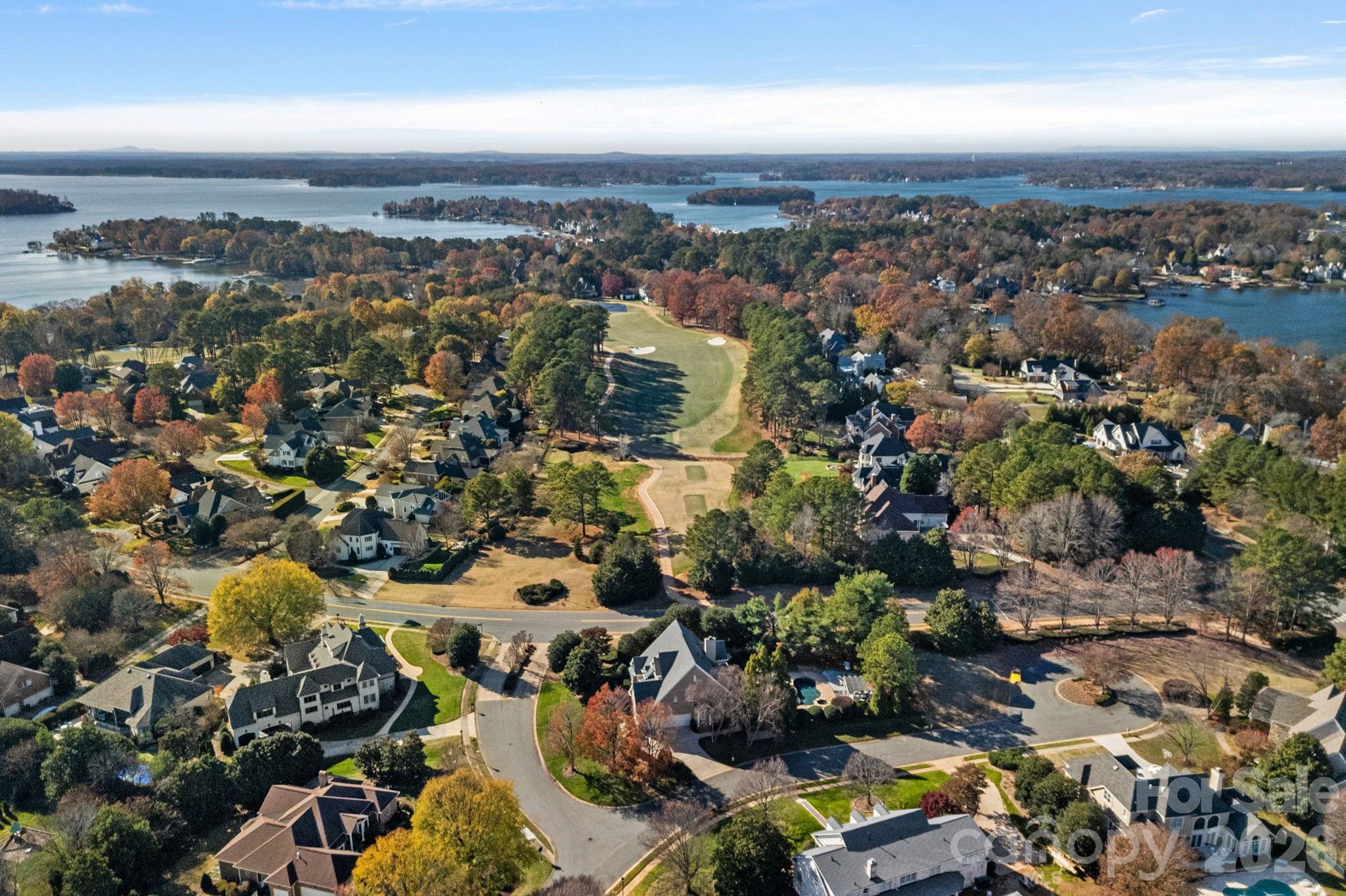 The Peninsula - Residential