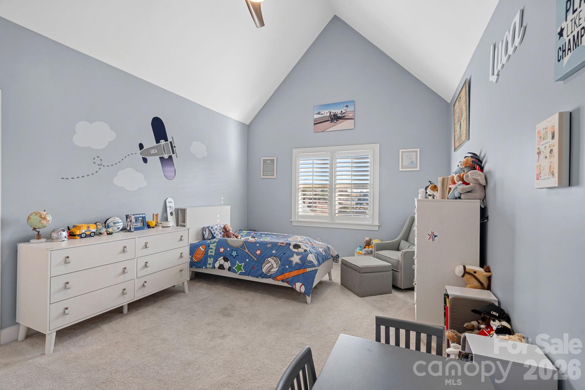 The Peninsula - Residential