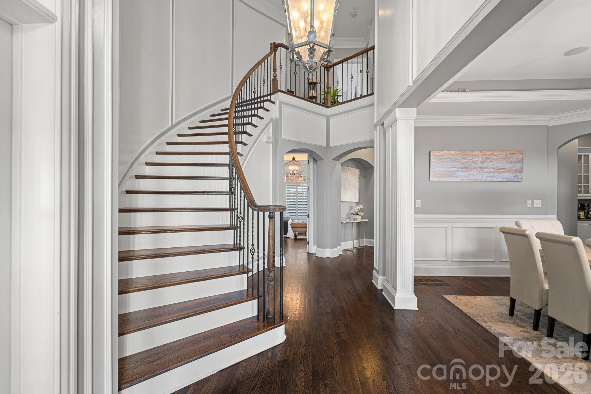 The Peninsula - Residential