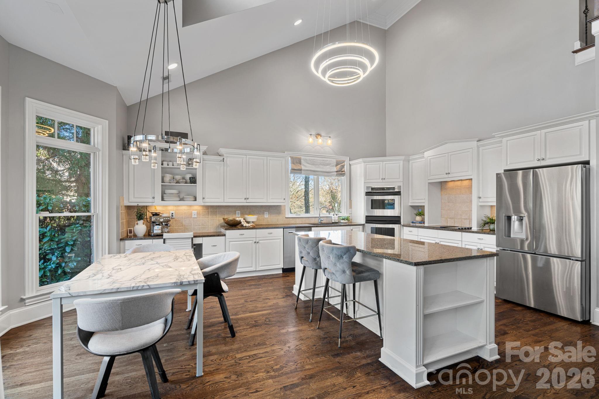 The Peninsula - Residential