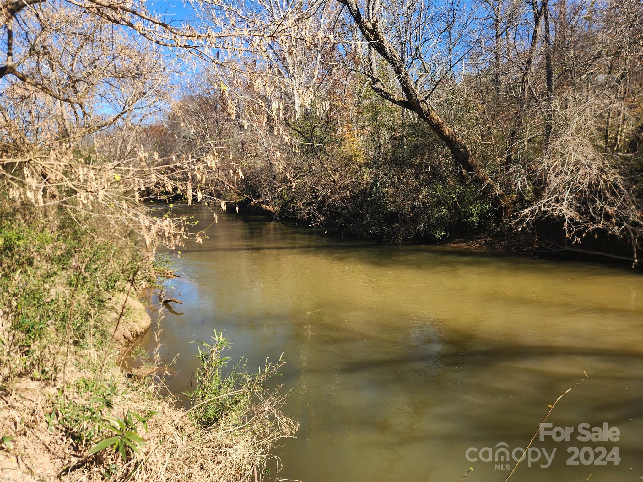 451 Low Bridge Road