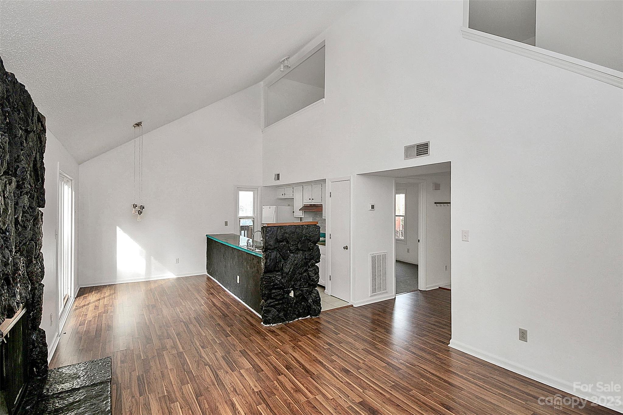 Tega Cay - Residential