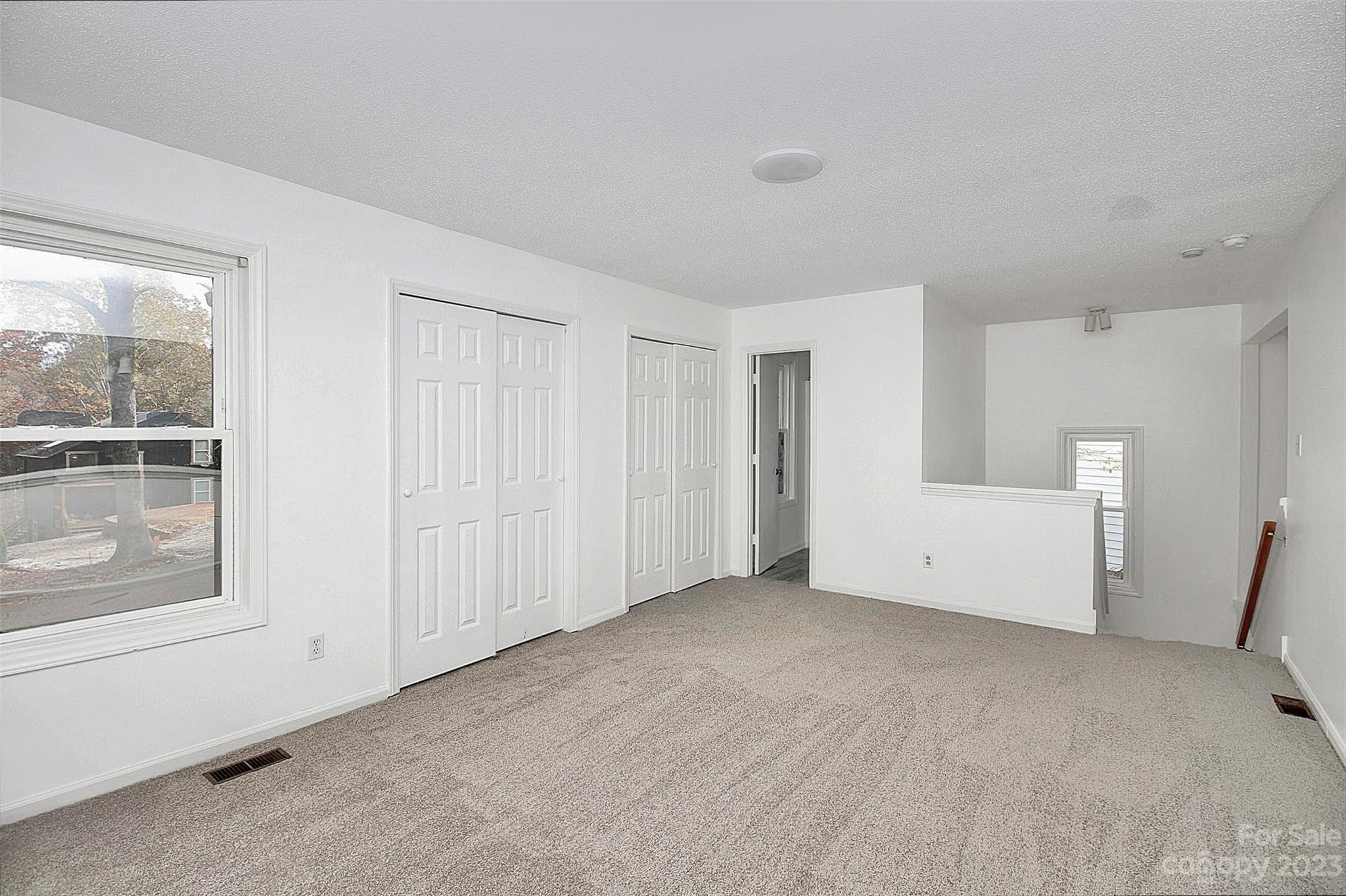 Tega Cay - Residential