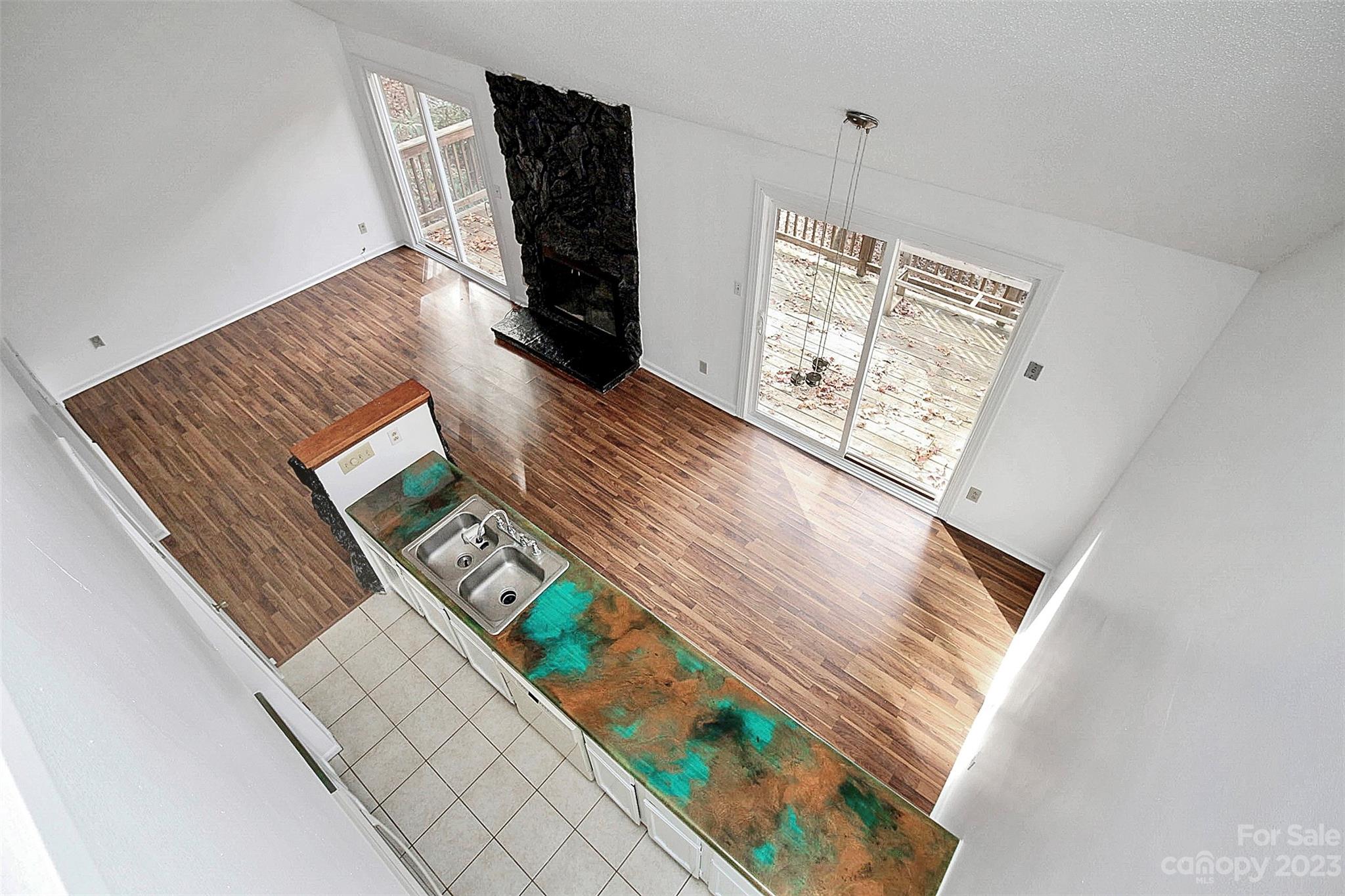 Tega Cay - Residential