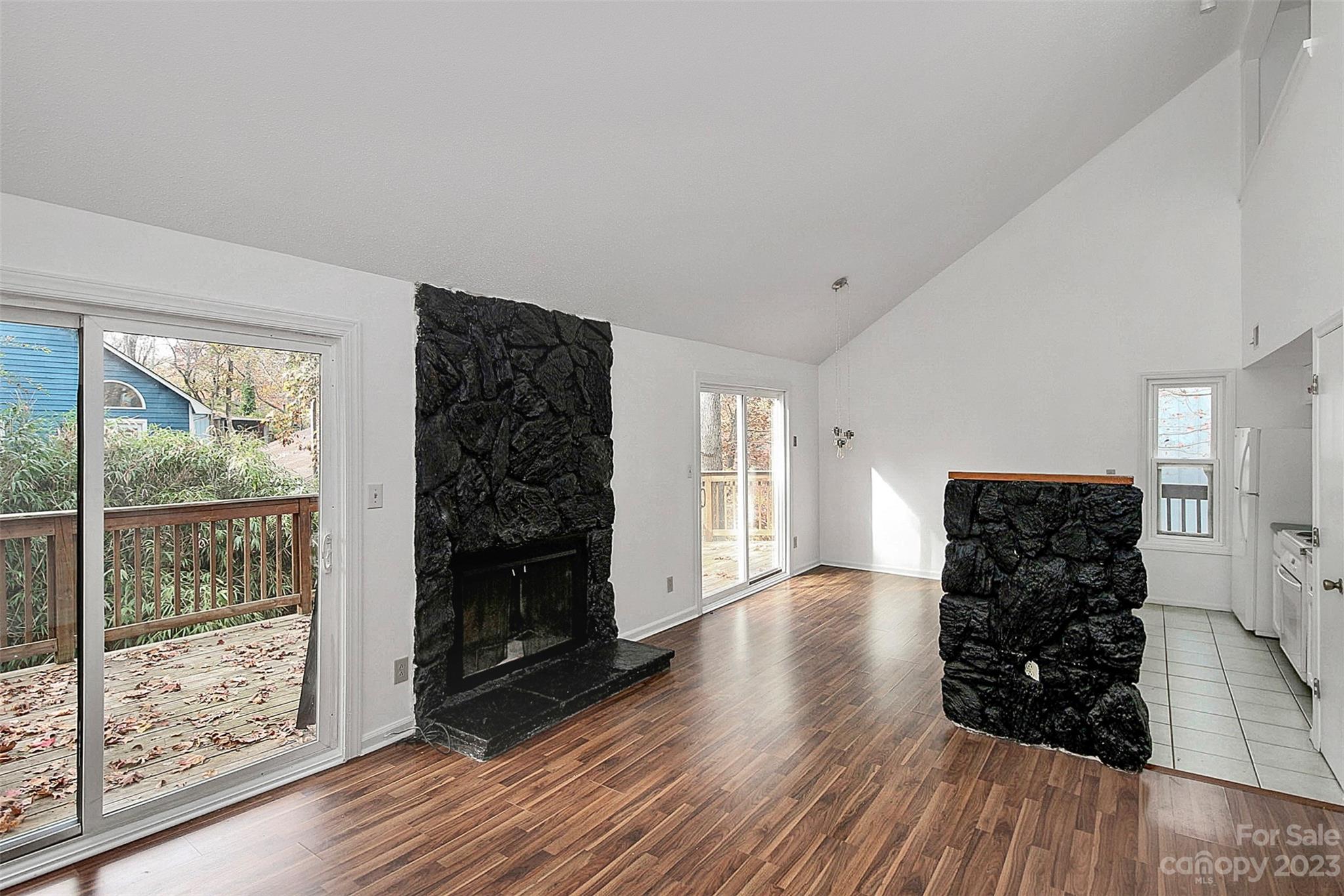 Tega Cay - Residential