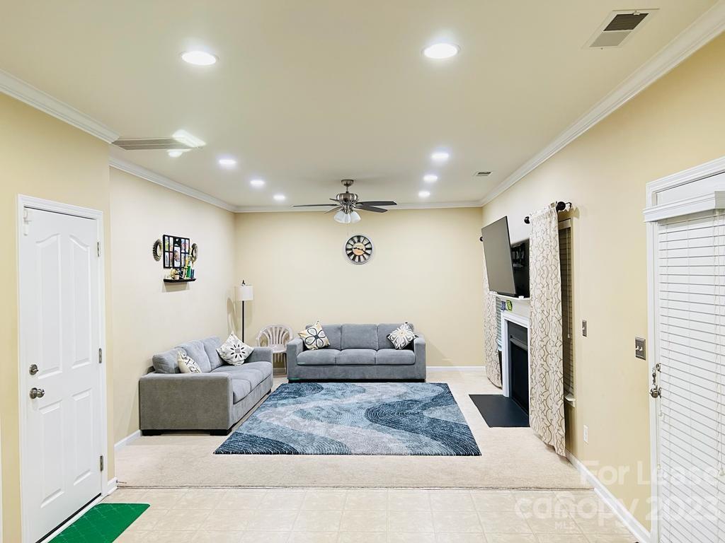 Cannon Crossing - Residential Lease