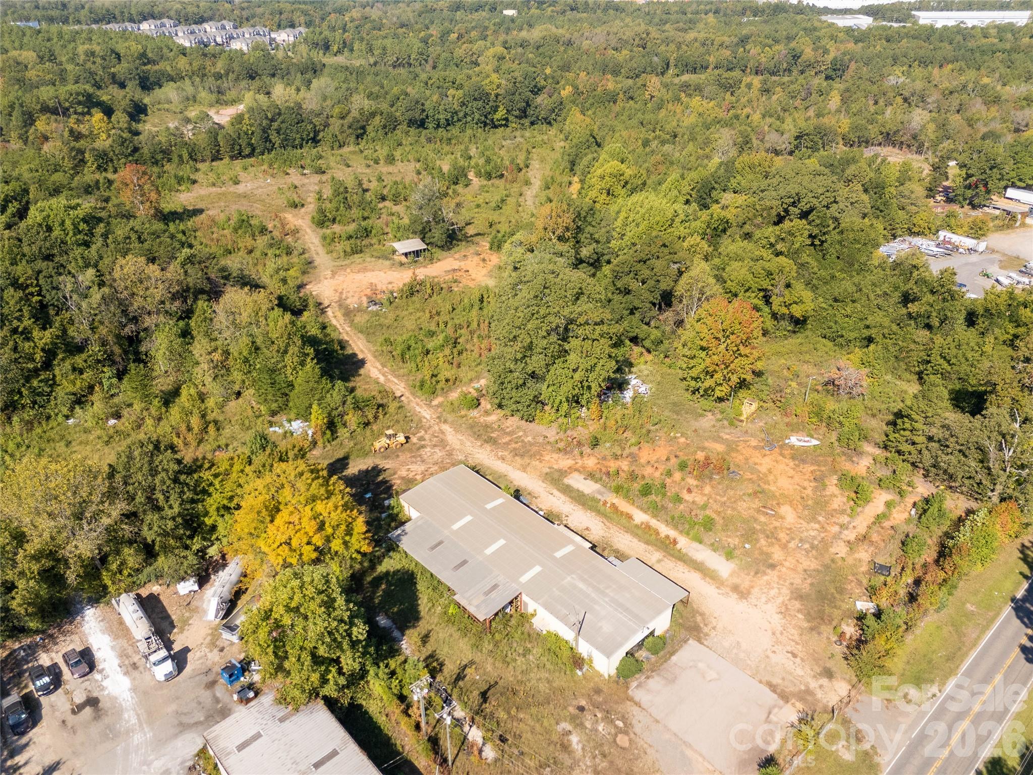 725 Red River Road