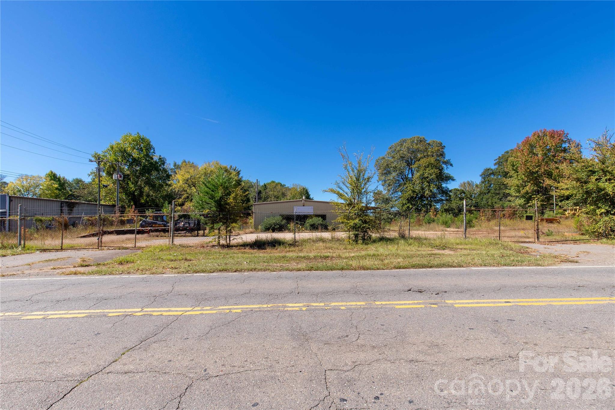 725 Red River Road
