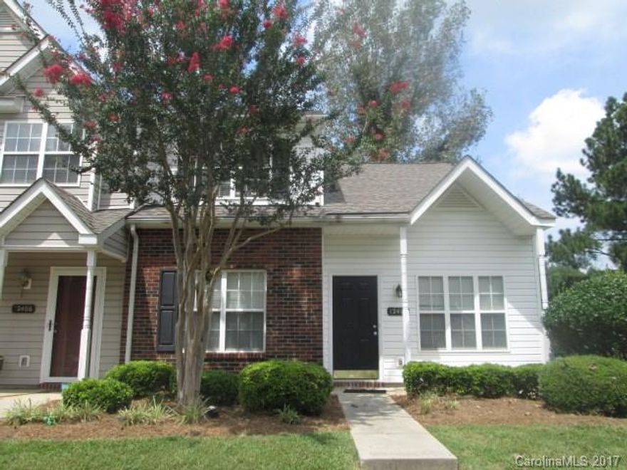 Lovely well cared for 2 story condo. Great location, short walk to community pool and close to Ballantyne Office Park. Optional: Washer & Dryer, If needed, additional $30 p/month. Renters Insurance is required.