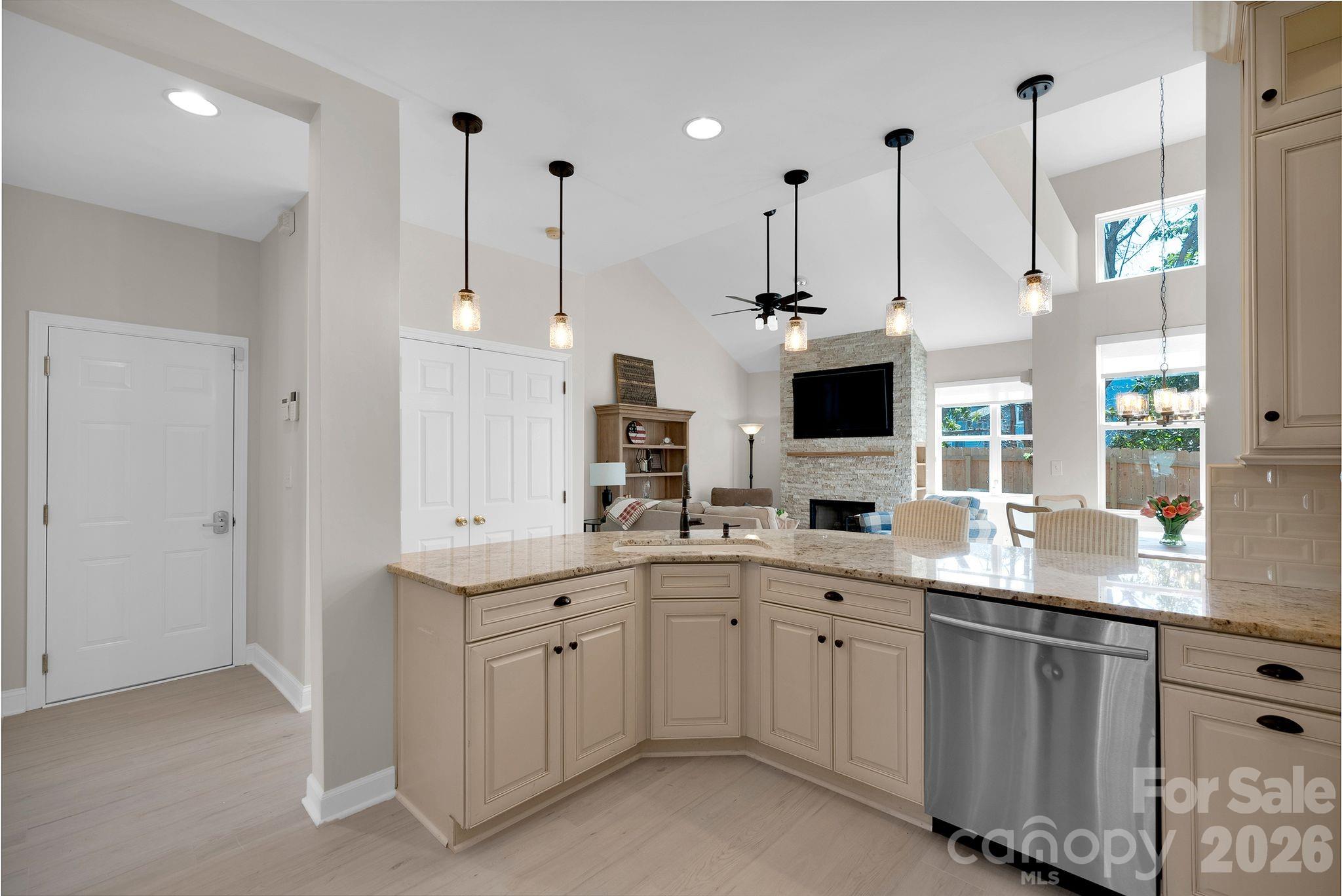 Harborside Townhomes - Residential