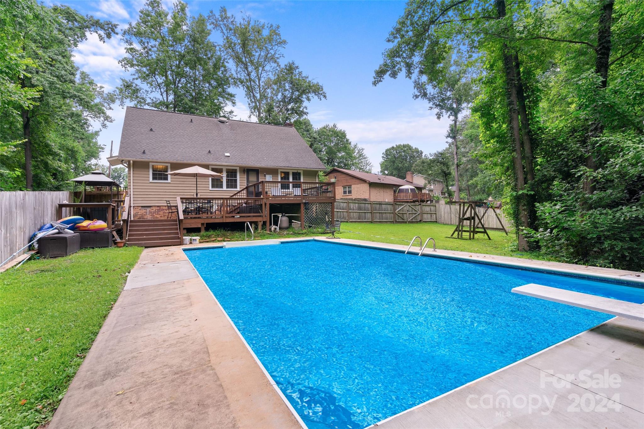 Lakewood Forest - Residential