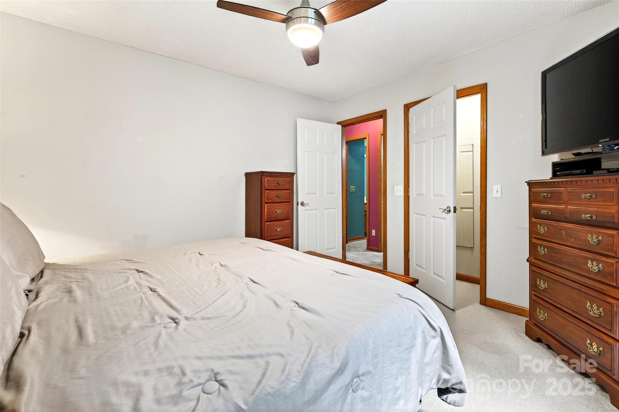 Gateway Mountain - Residential