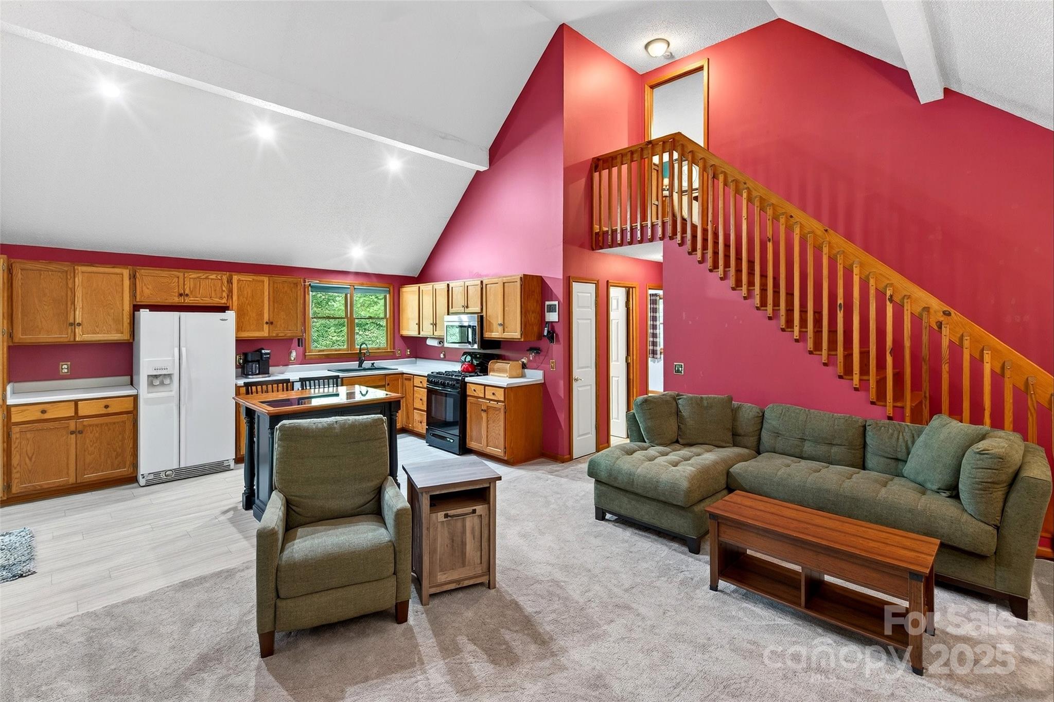 Gateway Mountain - Residential