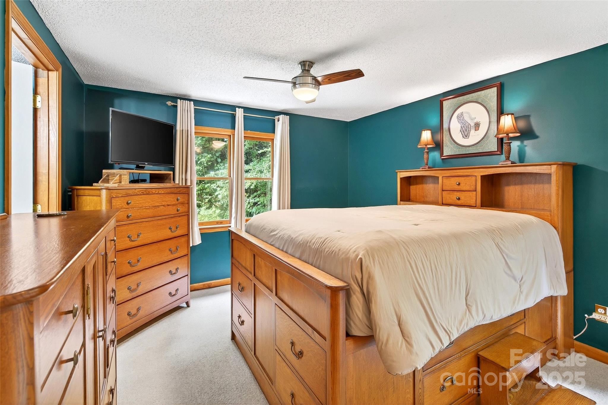 Gateway Mountain - Residential