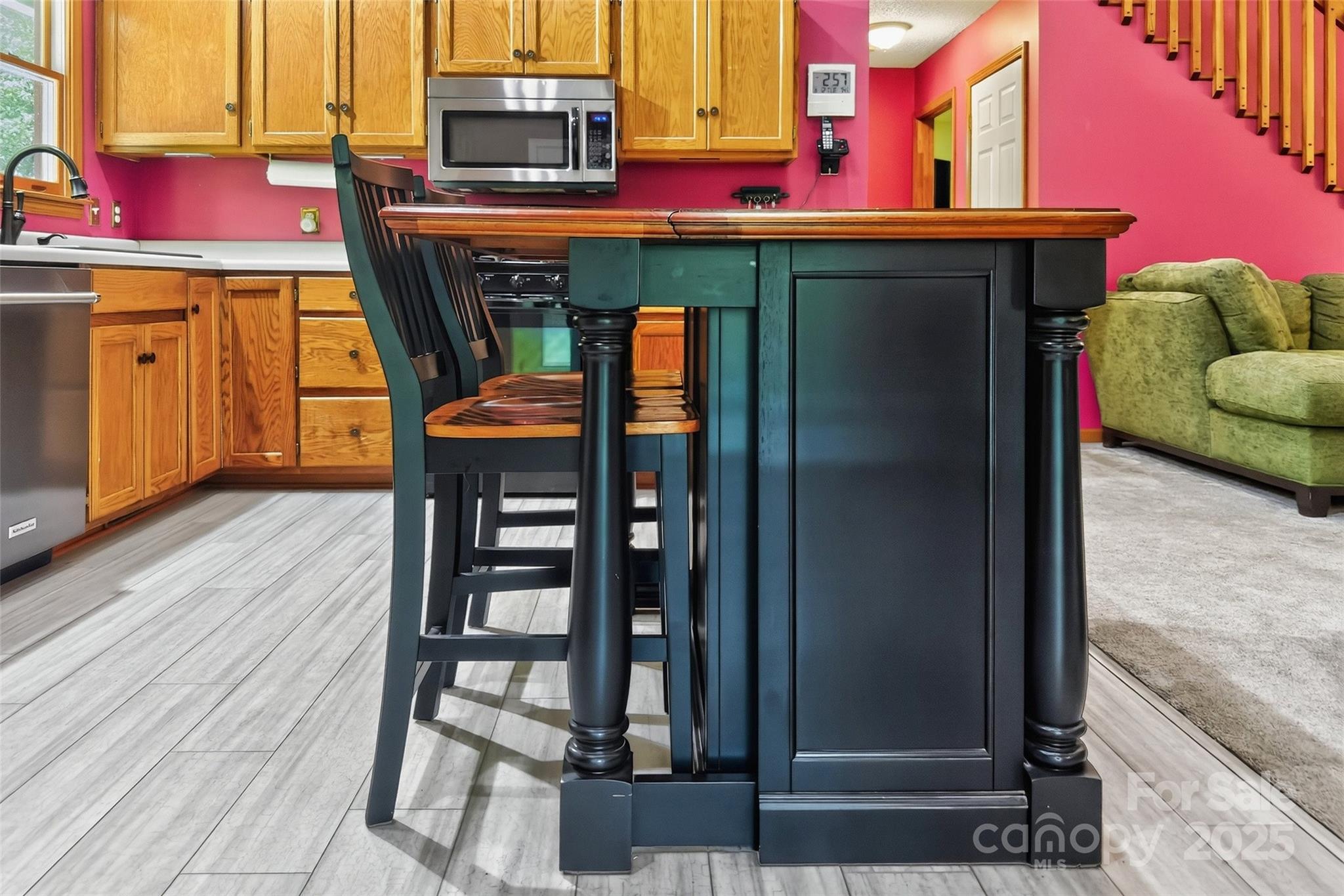 Gateway Mountain - Residential