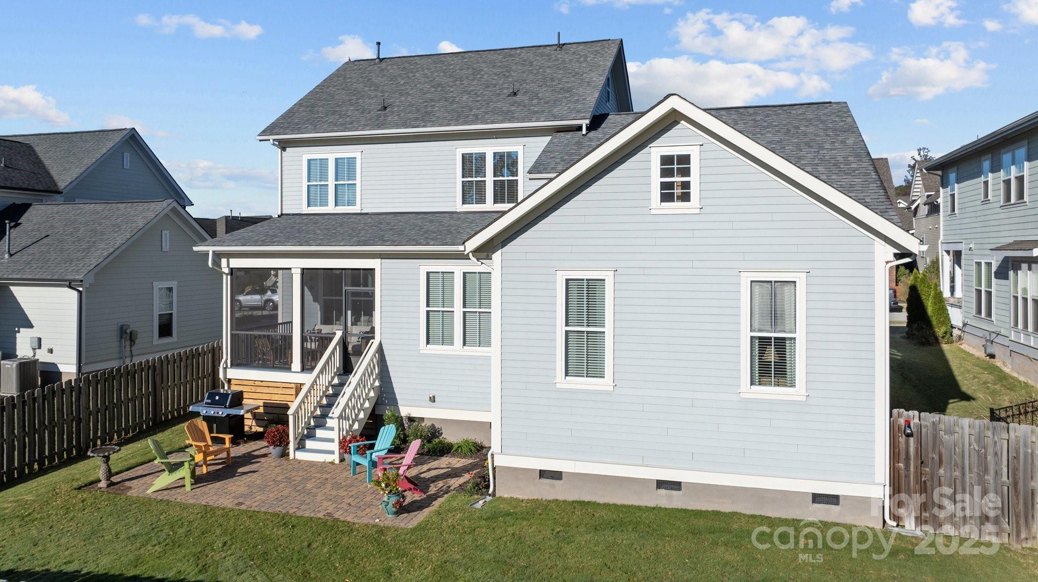 Riverwalk - Residential