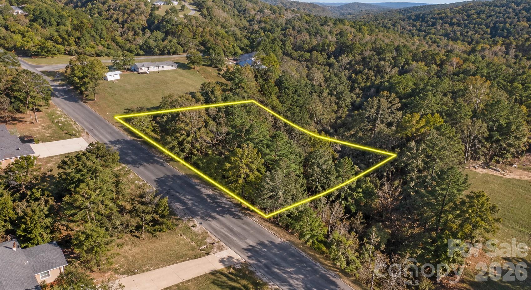 858 Lakeview Drive