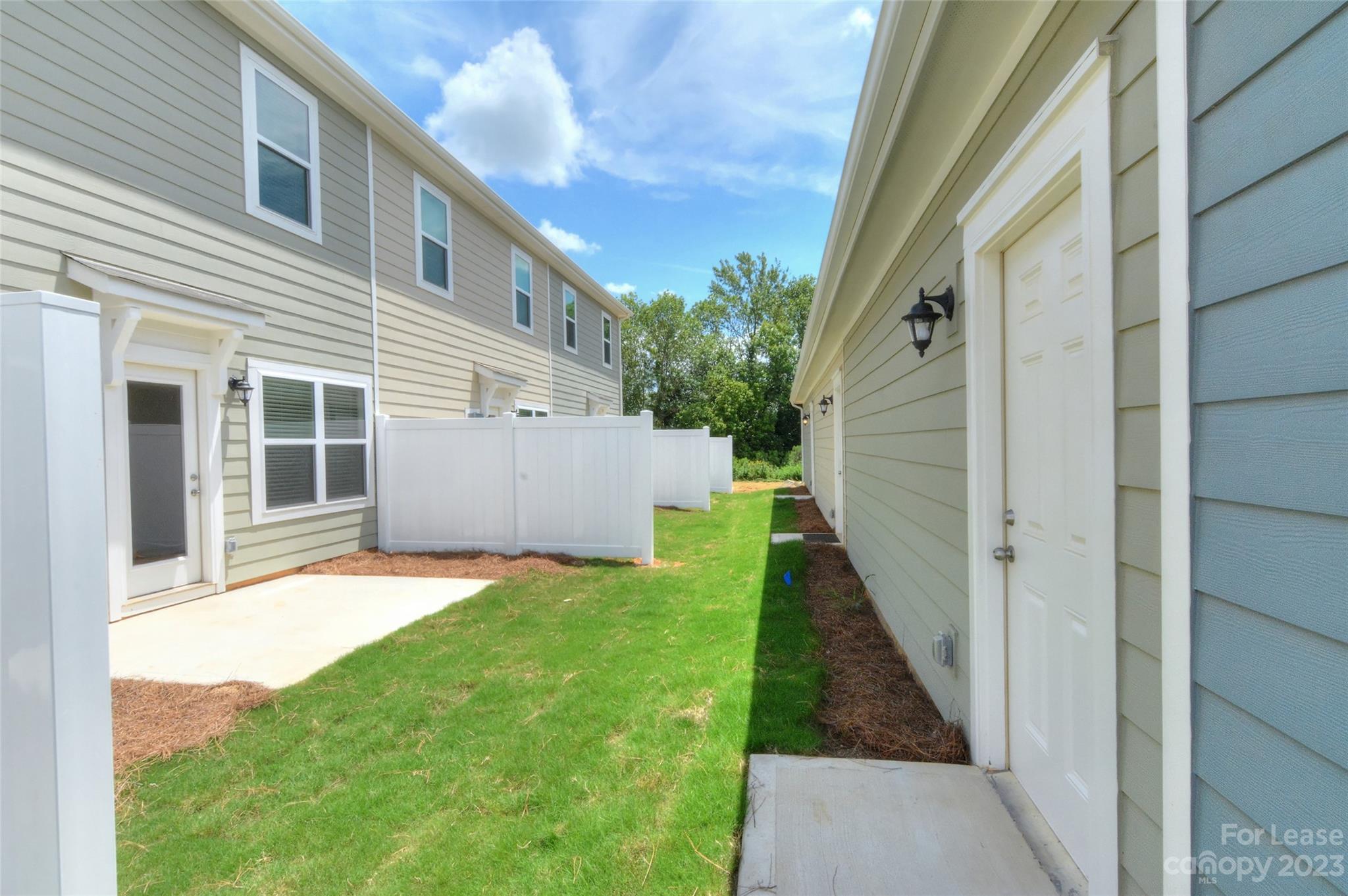 Sagecroft - Residential Lease