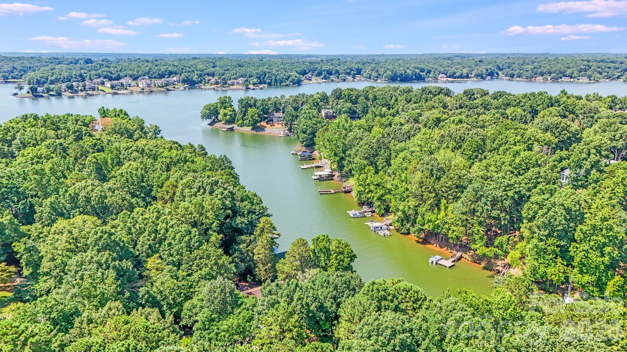 Tega Cay - Residential