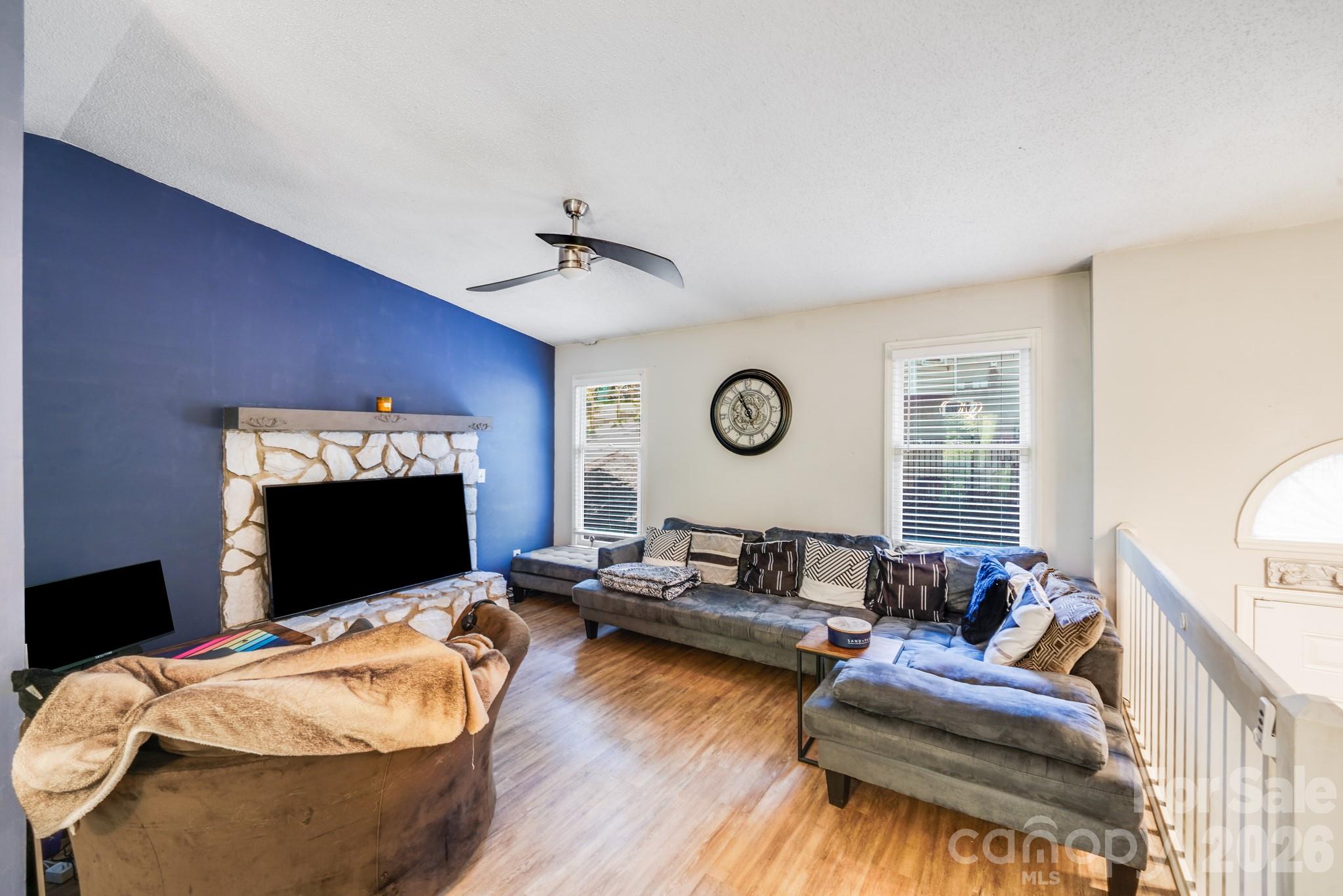 Tega Cay - Residential