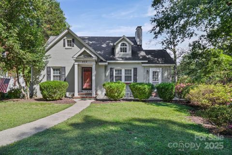 Photo of 402 Dale Avenue, Gastonia, NC 28052 (MLS # 4308354)