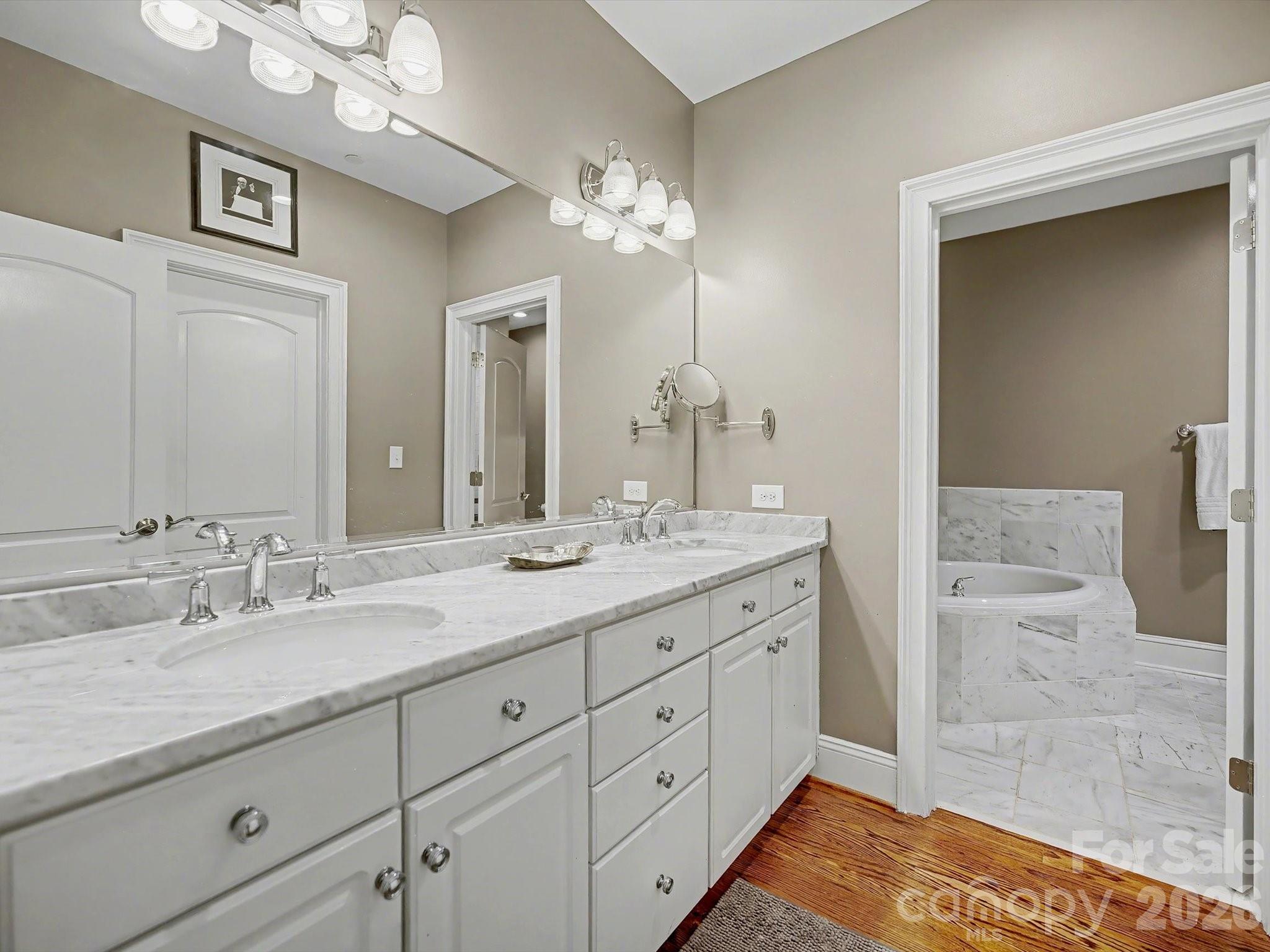 400 North Church - Residential