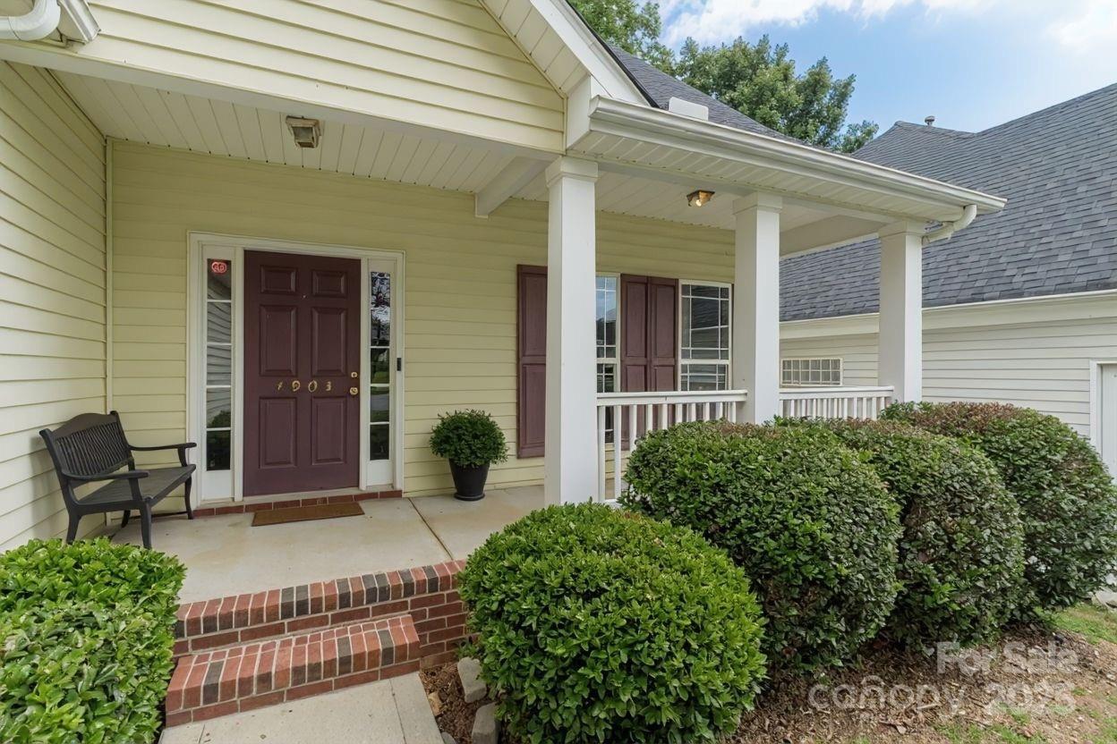 7903 Smith Pond Drive